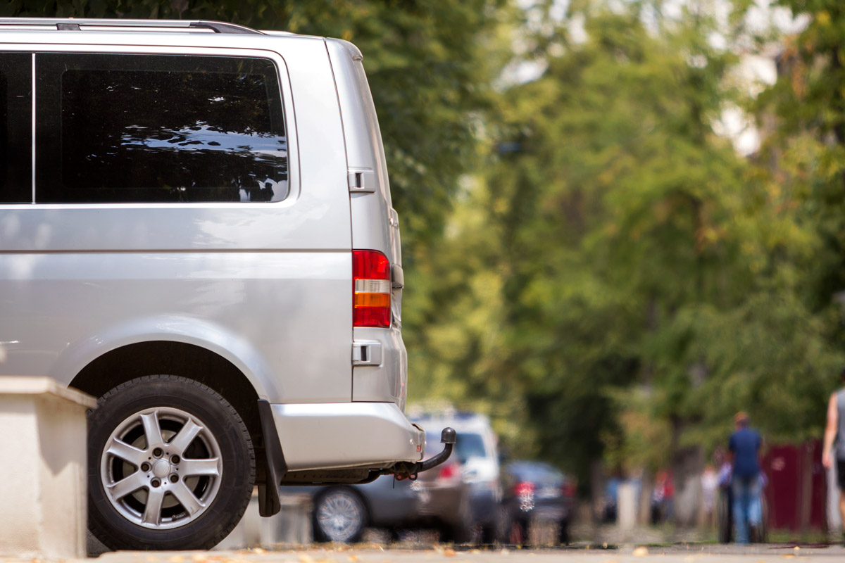 vw transporter with towbar